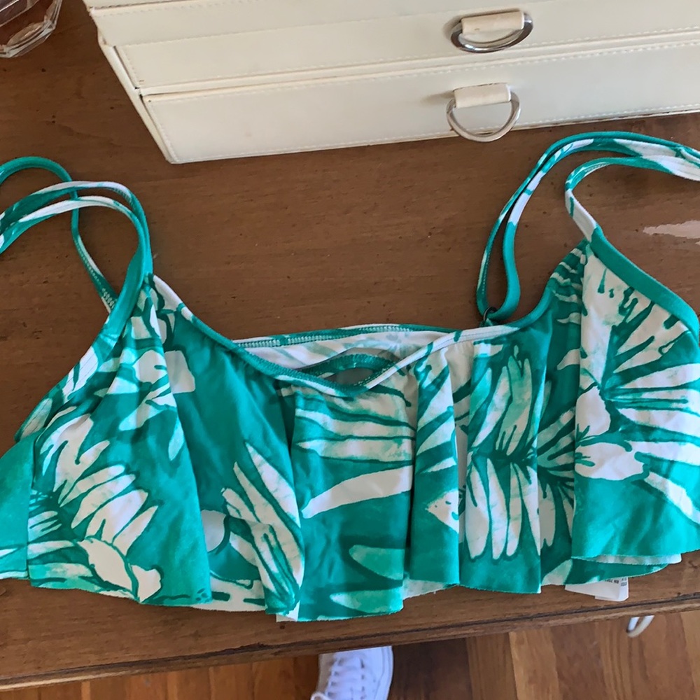 Hollister bathing suit top